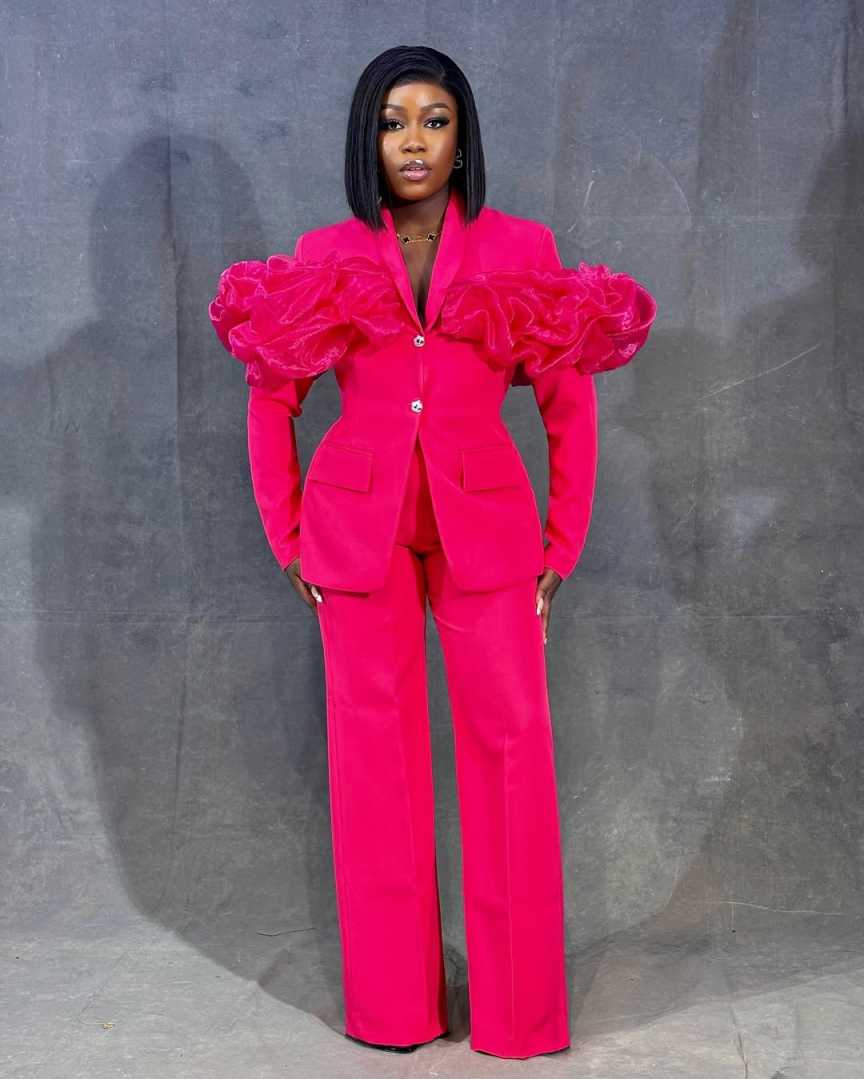Maßgeschneiderte Hot Pink Dame – Women Formal Party Wear Dress Bewertung und Preis